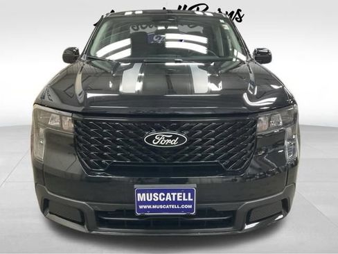 Used 2025 Ford Maverick XLT w/ XLT Luxury Package AWD/4WD image 2
