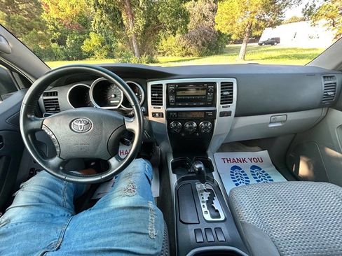 Used 2008 Toyota 4Runner SR5 image 15