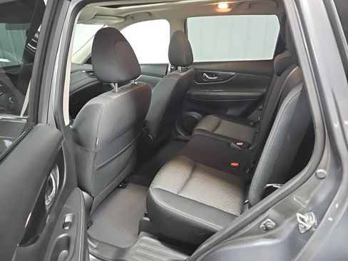 Used 2018 Nissan Rogue SV w/ Sun & Sound Touring Package AWD/4WD image 33