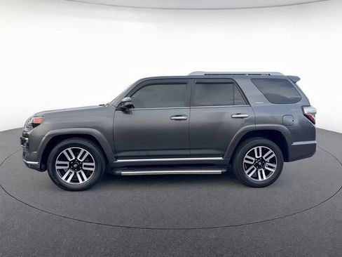 Used 2020 Toyota 4Runner Limited RWD image 3