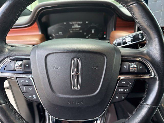 Used 2023 Lincoln Nautilus Reserve w/ Equipment Group 201A AWD/4WD image 12