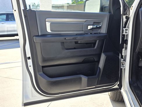 Certified 2021 RAM 1500 Classic SLT image 11