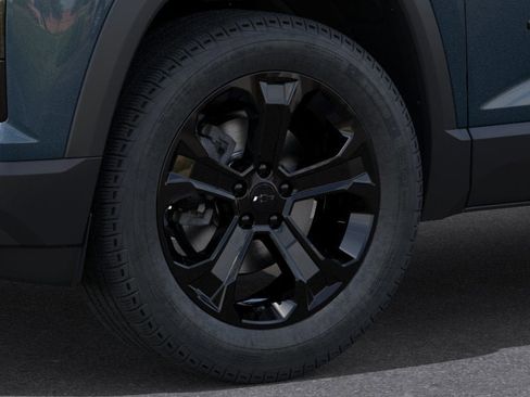 New 2026 Chevrolet Equinox LT w/ Convenience Package II FWD image 9
