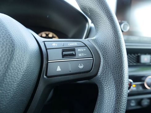 Used 2024 Honda CR-V LX image 22