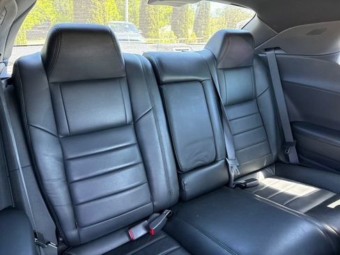 Used 2009 Dodge Challenger R/T w/ Sound Group RWD image 9