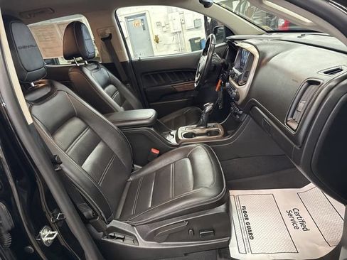 Used 2022 GMC Canyon Denali w/ Denali Black Edition Package AWD/4WD image 26