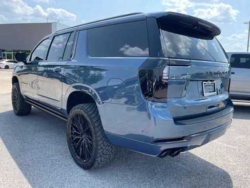 Used 2026 GMC Yukon XL Denali w/ Sun & Power Step Package AWD/4WD image 10