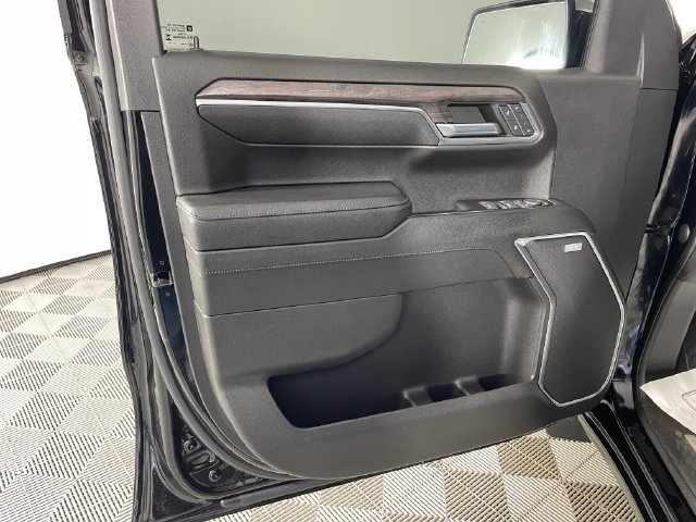 Certified 2023 Chevrolet Silverado 1500 LTZ w/ LTZ Premium Package AWD/4WD image 16