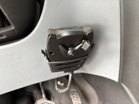 Used 2016 Ford Transit 350 XLT image 34