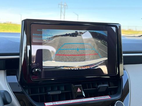 Used 2026 Toyota Corolla LE image 18