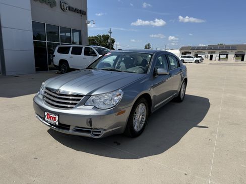 Used 2008 Chrysler Sebring Touring FWD image 27