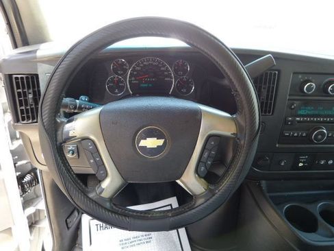 Used 2015 Chevrolet Express 3500 RWD image 38