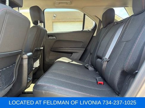 Used 2017 Chevrolet Equinox LT w/ Convenience Package AWD/4WD image 9