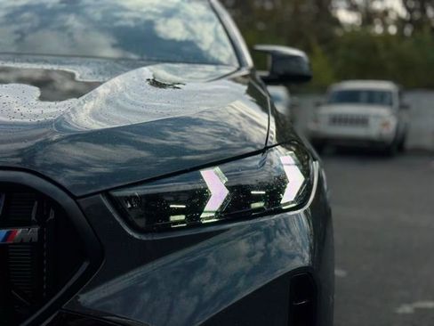 New 2026 BMW X6 M60i image 7