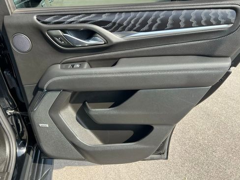 Used 2024 GMC Yukon Denali image 27