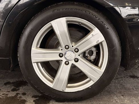 Used 2010 Mercedes-Benz S 550 4MATIC Sedan image 37