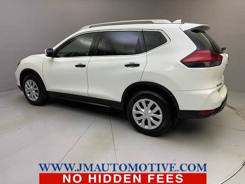 Used 2017 Nissan Rogue S AWD/4WD image 3