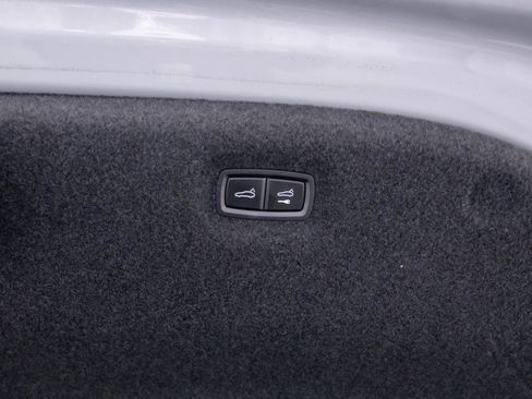 Certified 2023 Porsche Taycan GTS image 31