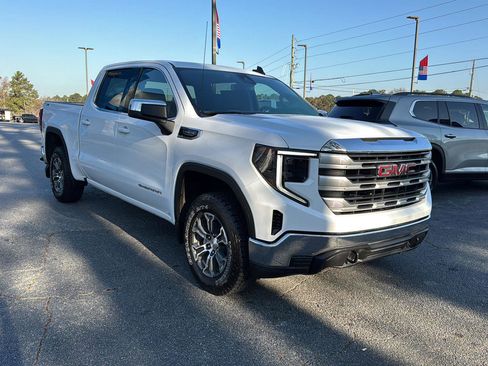 Used 2023 GMC Sierra 1500 SLE image 6