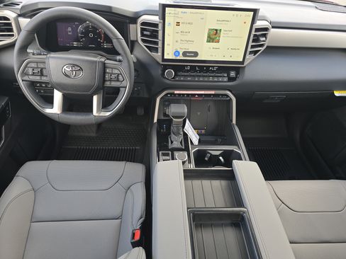 New 2026 Toyota Tundra Limited AWD/4WD image 8