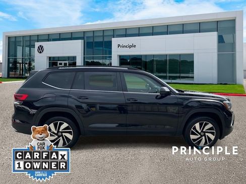 Used 2025 Volkswagen Atlas SE FWD image 5