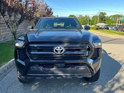 Used 2024 Toyota Tacoma SR w/ SR Upgrade Package AWD/4WD image 2
