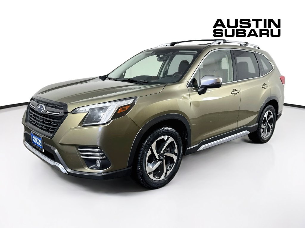 Used 2022 Subaru Forester Touring AWD/4WD image 3