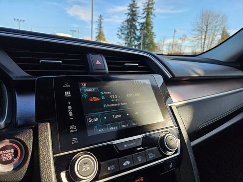 Used 2017 Honda Civic EX-L image 19