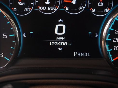 Used 2017 GMC Yukon Denali w/ Open Road Package AWD/4WD image 17
