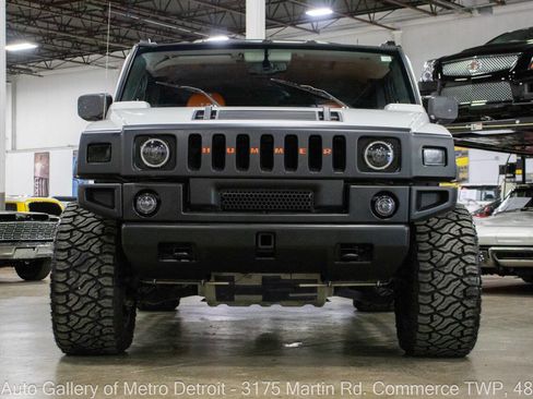 Used 2005 HUMMER H2 Base 4WD 4dr SUV w/ Preferred Equipment Group image 12
