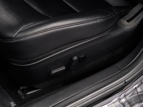 Used 2018 Tesla Model 3 Long Range image 34