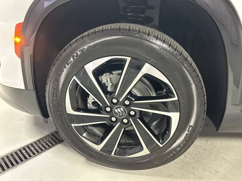New 2026 Buick Enclave Sport Touring w/ Power Package AWD/4WD image 9