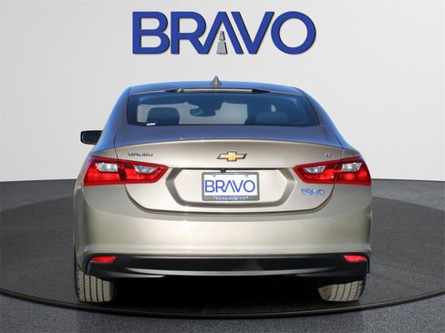 Used 2024 Chevrolet Malibu LT image 6