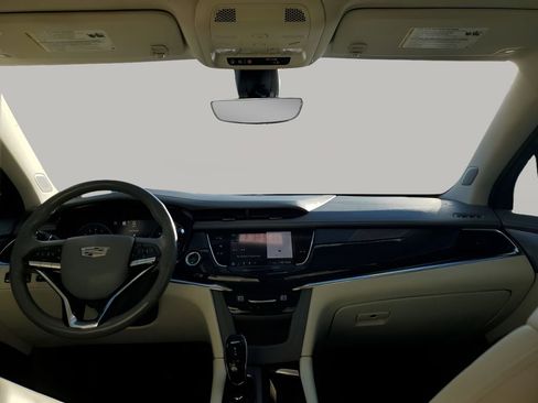 Used 2020 Cadillac XT6 Premium Luxury image 24