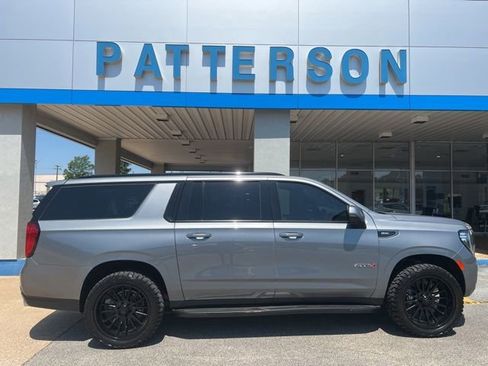 Used 2022 GMC Yukon XL AT4 w/ Max Trailering Package AWD/4WD image 1