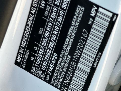 Certified 2022 Mercedes-Benz GLB 250 image 35