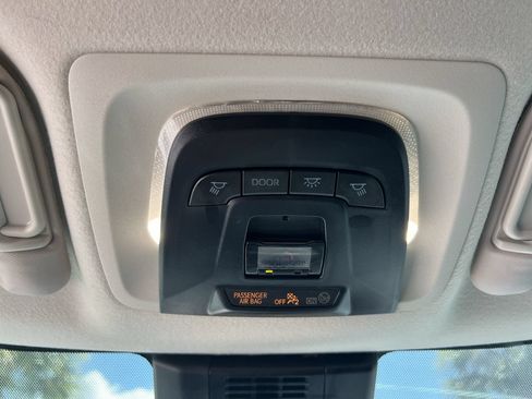 Used 2024 Toyota Corolla LE FWD image 28