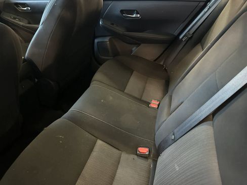Used 2022 Nissan Sentra SV FWD image 5
