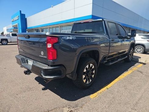 Used 2020 Chevrolet Silverado 2500 Custom w/ Custom Value Package AWD/4WD image 3