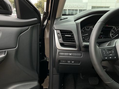 New 2026 Nissan Rogue SV image 23