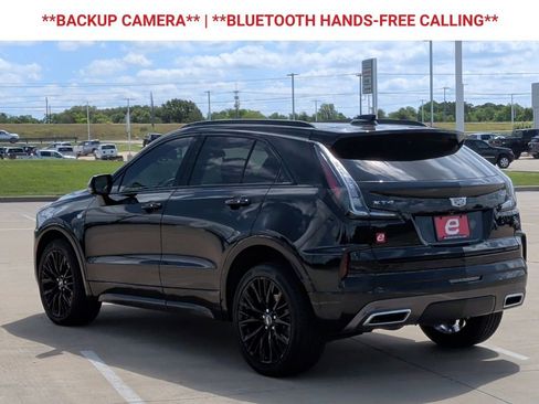 Used 2025 Cadillac XT4 Sport FWD image 6