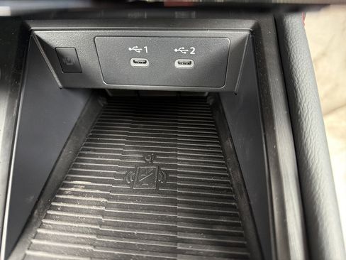 New 2026 Nissan Kicks SR w/ Cold Weather Package FWD image 21