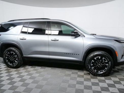 New 2026 Chevrolet Traverse Z71 w/ Driver Confidence Package image 2