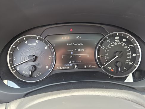 Used 2023 INFINITI QX50 Luxe FWD image 34