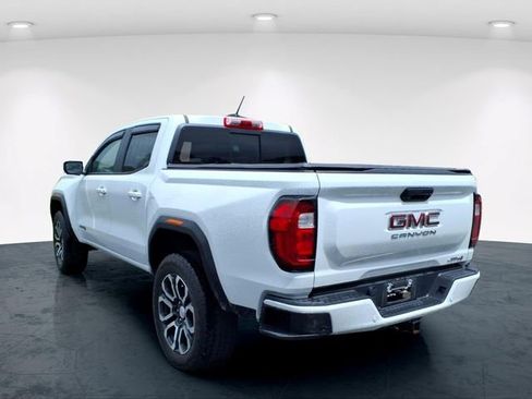 Used 2024 GMC Canyon AT4 w/ Technology Package AWD/4WD image 7