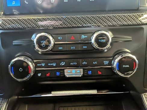 New 2025 Ford F150 Lariat w/ Equipment Group 501A Mid image 24