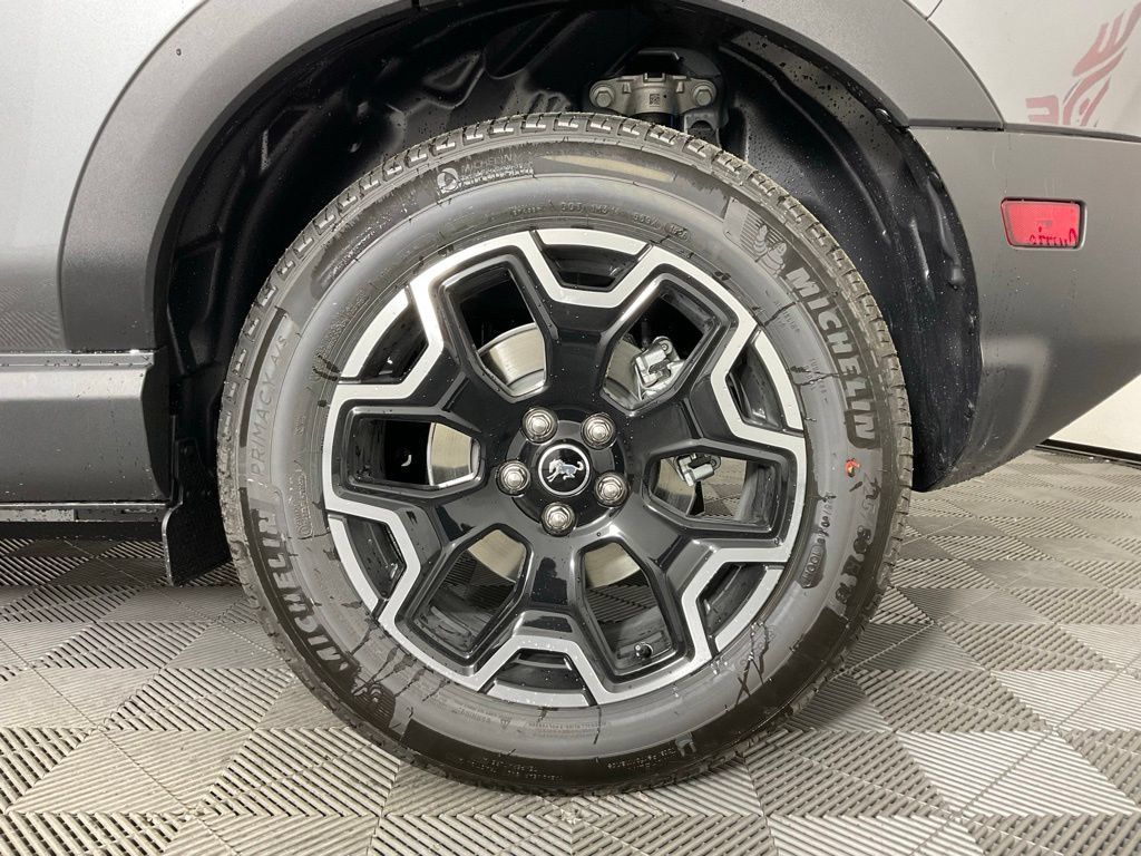 New 2026 Ford Bronco Sport Outer Banks w/ Outer Banks Tech Package+ AWD/4WD image 10