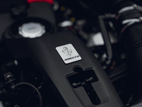 Used 2017 Ferrari 488 GTB RWD image 36