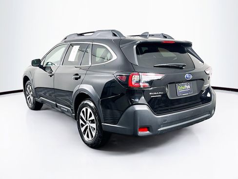 Used 2025 Subaru Outback Premium image 5