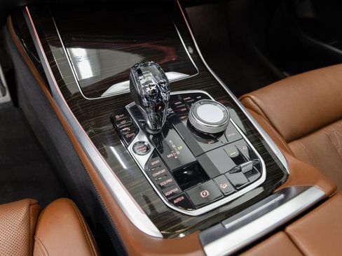 Used 2019 BMW X7 xDrive50i w/ M Sport Package AWD/4WD image 22